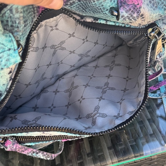 Aimee Kestenberg Shoulder Bag - Picture 6 of 11